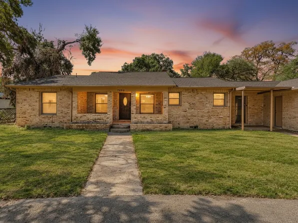 7905 Ella Young Dr, Lakeside, TX 76135