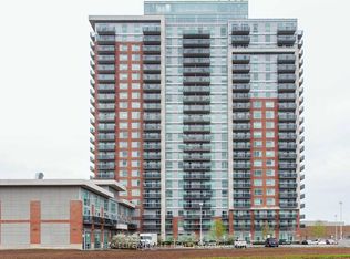 215 Queen St E #2201, Brampton, ON L6W 0A9