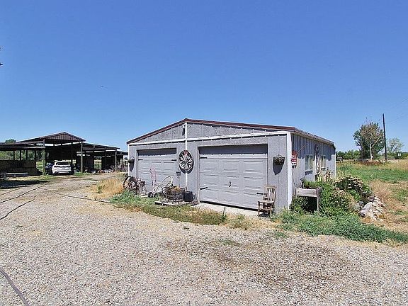 2nd image of 2181 Berglund Rd