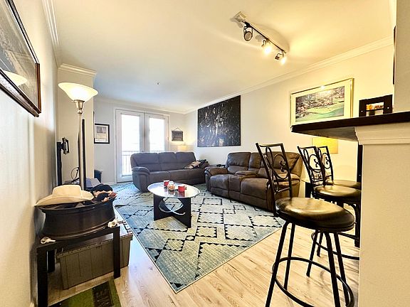 2nd image of 903 Providence Pl APT 222