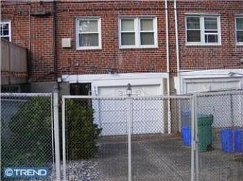 2nd image of 8636 Rugby St