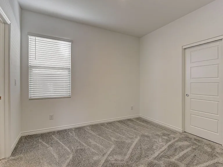 222 Palisade Falls Ave — Photo 11