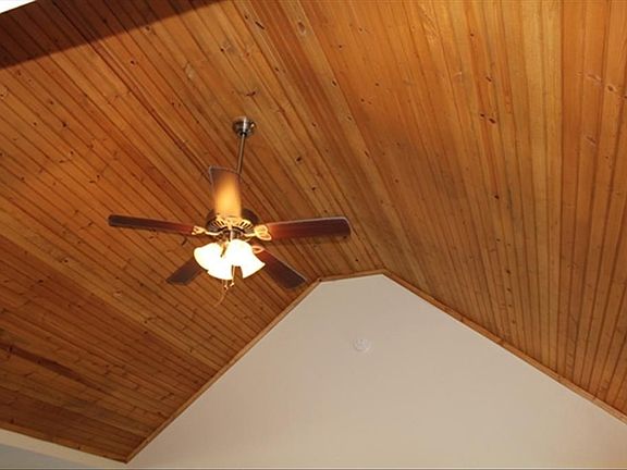 5th image of 3418 Willow Lake Cir Dr