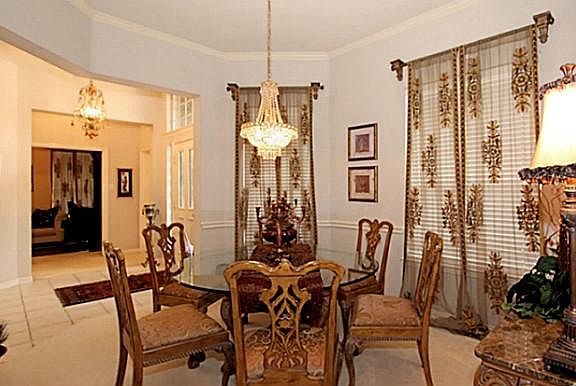 5th image of 1213 Sweetwater Ln