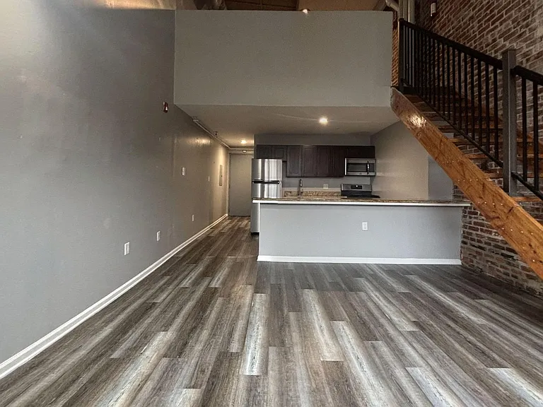 1302 W Cumberland Street — Photo 17