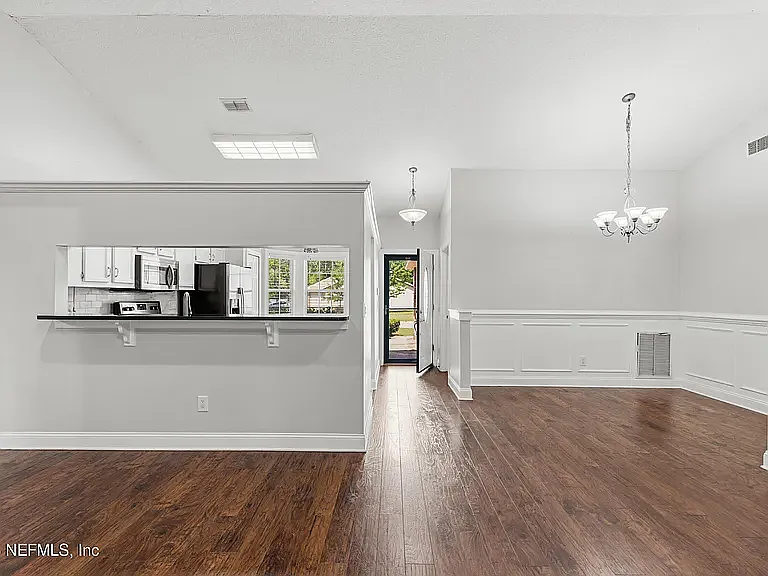 1860 Samuel Adams Ct — Photo 3
