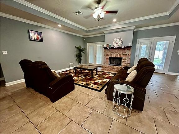 3rd image of 117 Orange Blossom Ct