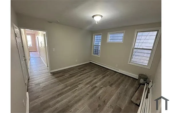 Building Photo - 426 S 17th St #2
