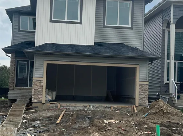 1209 11th Ave NW, Edmonton, AB T6T 2H3
