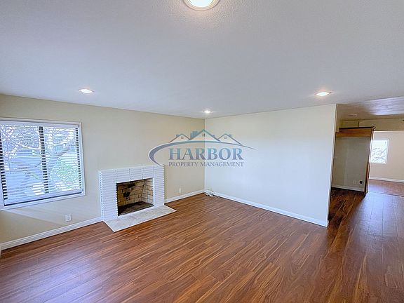 2nd image of 16106 Bonsallo Ave