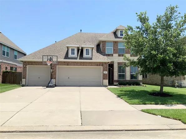 8322 Quiet Bay Dr, Baytown, TX 77523