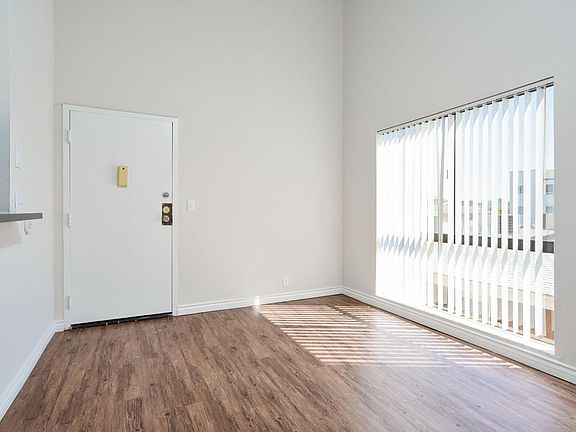 3rd image of 5328 Harmony Ave APT 304
