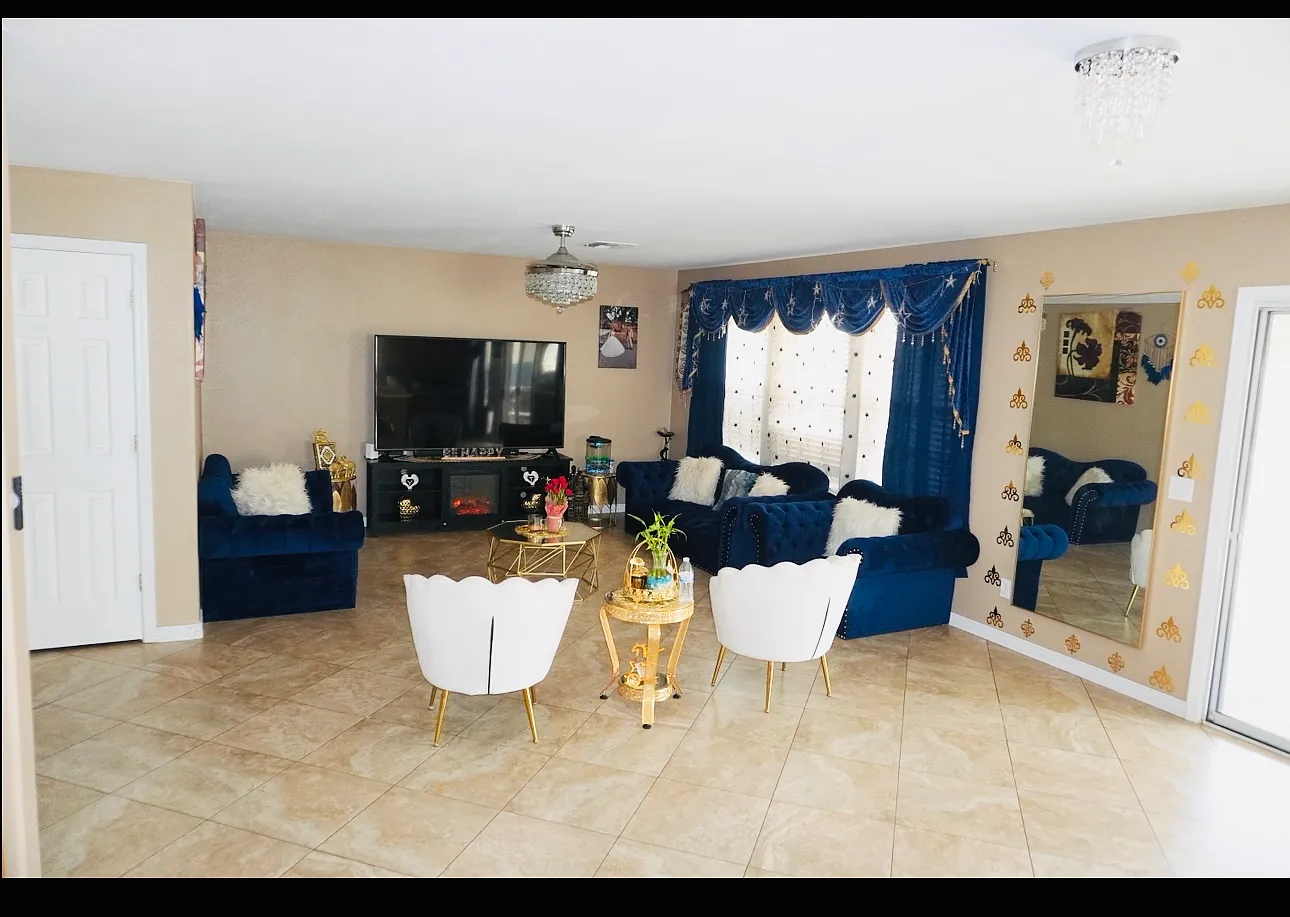 4 bed, 2609 sqft, $2,600 — Photo 3