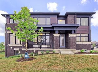 400 Newman Dr #1, Cambridge, ON N1S0E8