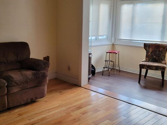 4th image of 12015 142nd St