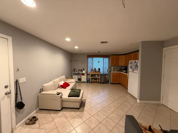 9454 Avenida Acero, Spring Valley, CA 91977
