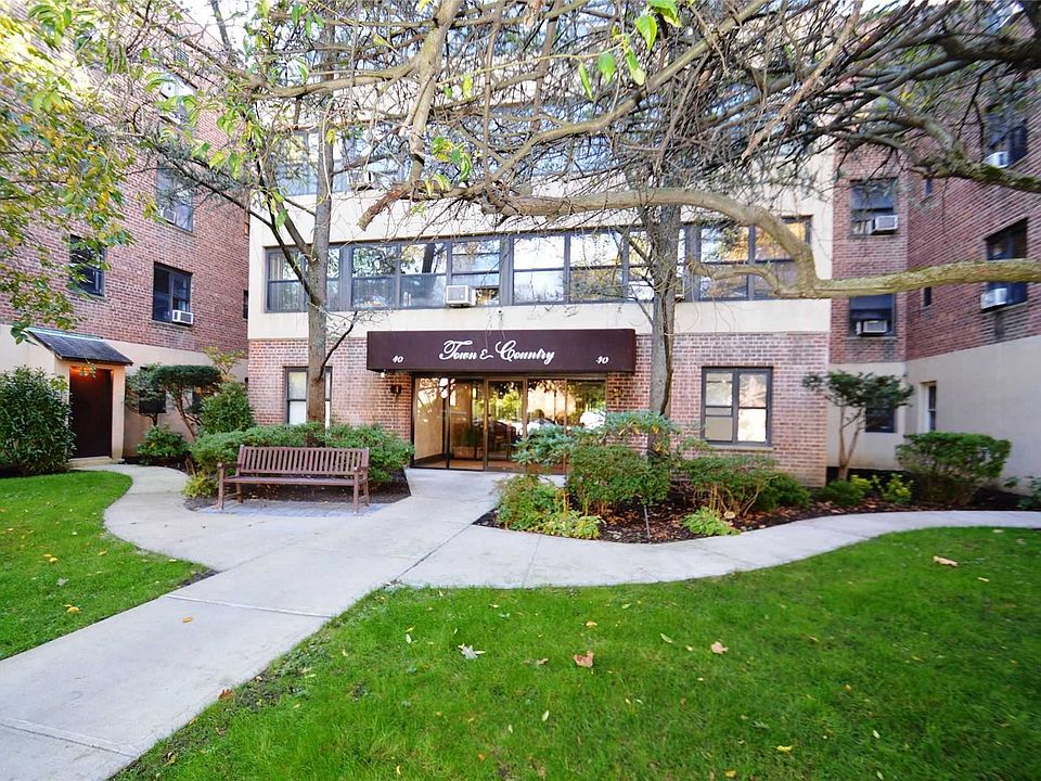 1st image of 40 Schenck Ave APT 3M