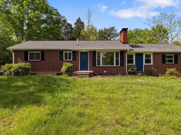 3684 Fraternity Church Rd, Winston Salem, NC 27127