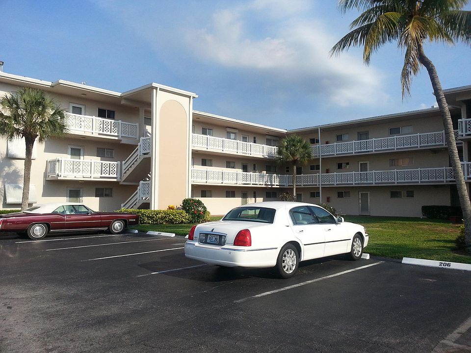 1st image of 2682 Garden Drive S #105