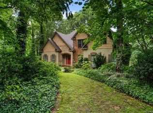 601 Black Walnut Ct, Hendersonville, NC 28792