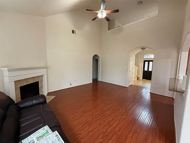 6826 Pheasant Oak Dr — Photo 5