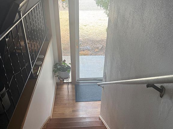 4th image of 1203 Western Dr