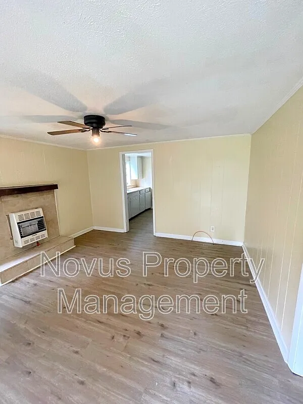 2 bed, 1.0 bath, 850 sqft, $950 — Photo 3