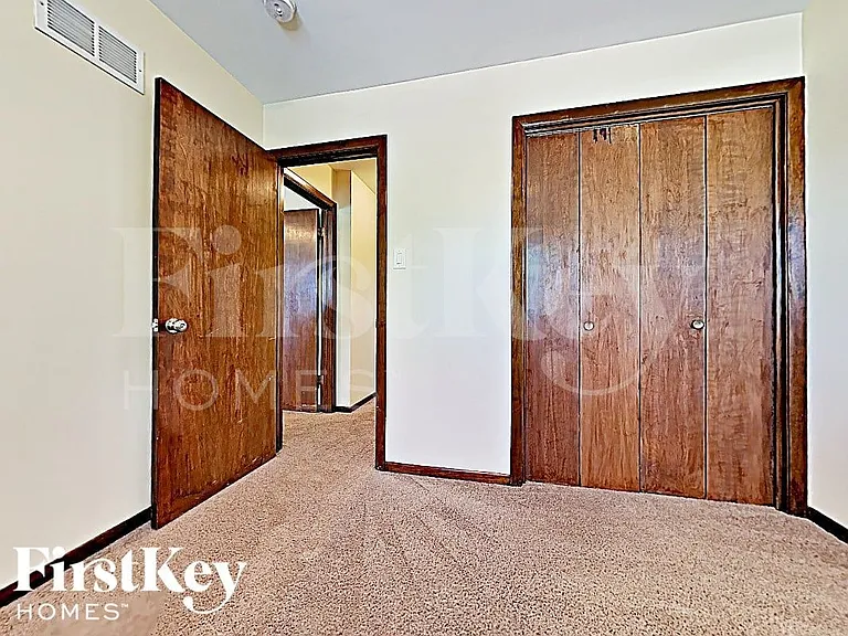 22600 Amy Dr — Photo 14