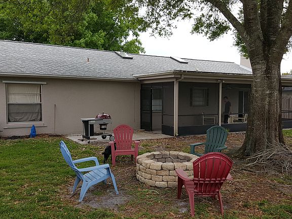 4th image of 2622 Woodsmill Dr