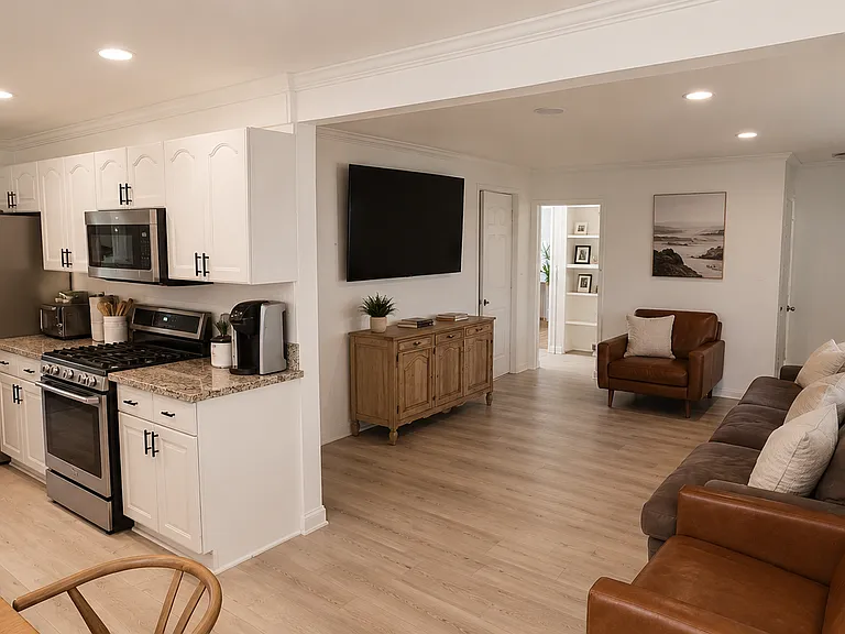 10051 Judy Ct — Photo 6