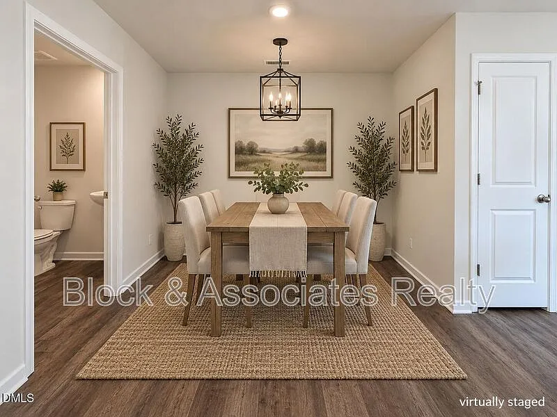 3 bed, 2.5 bath, $1,900 — Photo 4