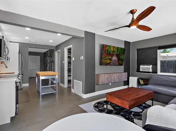 537 NW 45th Street, Oakland Park, FL 33309