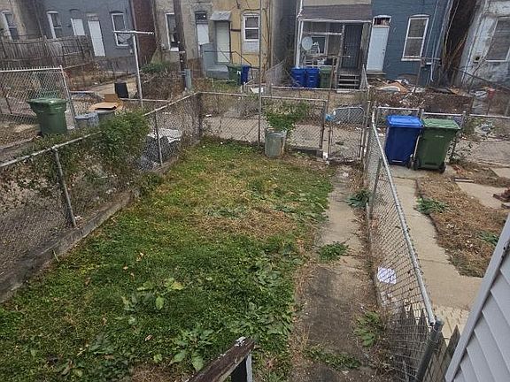 2nd image of 1719 N Payson St