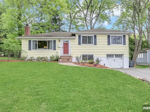 235 Nottingham Rd, Ramsey, NJ 07446