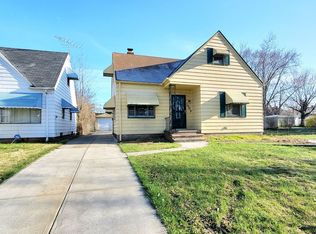 19819 Mountville Dr, Maple Heights, OH