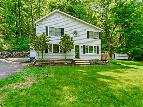 84 Scudders Rd, Sparta Twp., NJ 07871