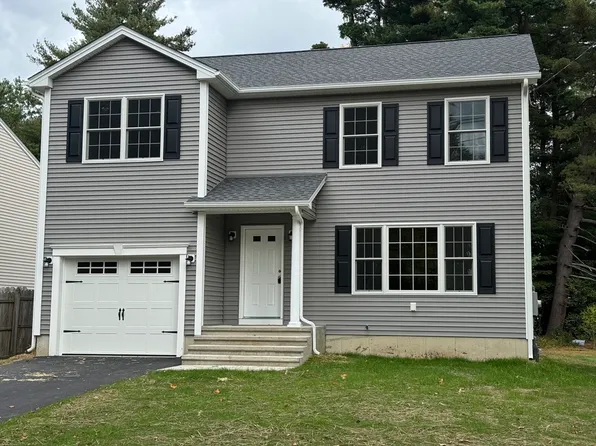 29 Senator St, Springfield, MA 01129