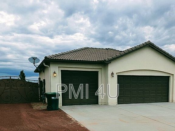 3rd image of 2317 Garden Rd NE