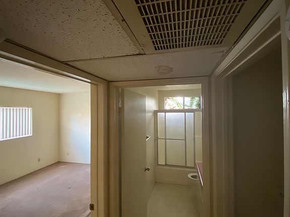 4th image of 14141 Tiara St APT 8