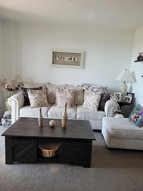 2 Richmond Rd APT 1H photo 1