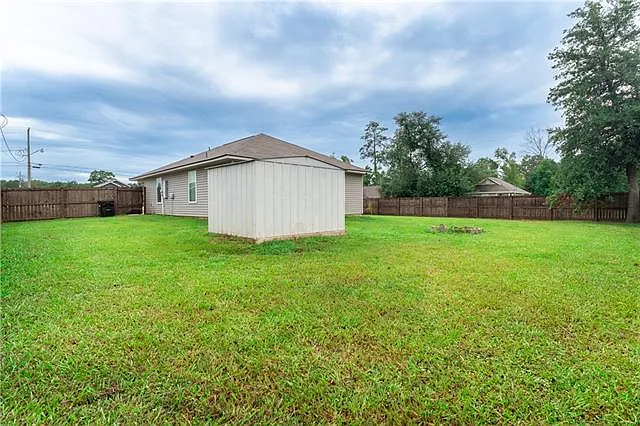 42318 Andrea Ln — Photo 13