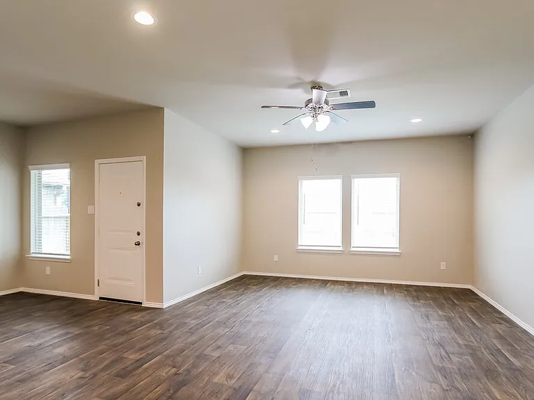 23426 Harrow Field Ln — Photo 4