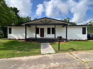 1207 W 10th St, Freeport, TX 77541