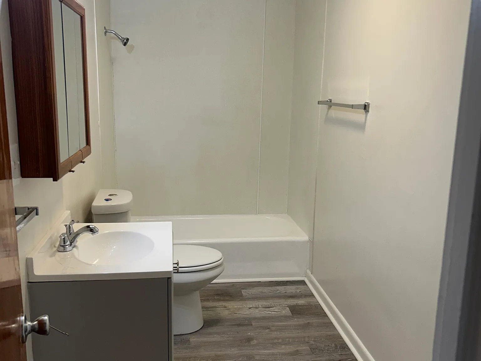 2 bed, 750 sqft, $1,150 — Photo 4