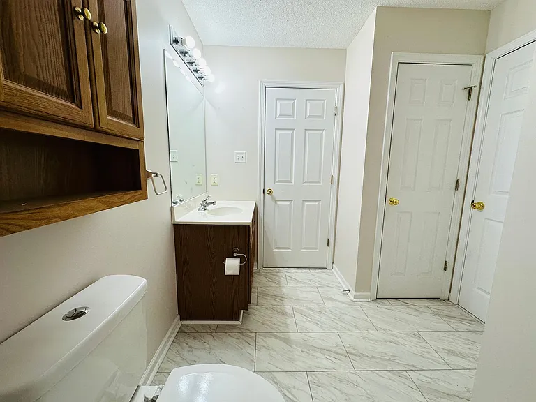 4711 Royal Prince Way — Photo 5