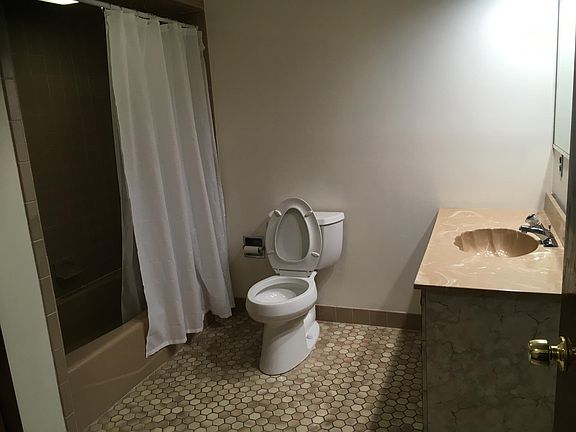 MAIN BATHROOM - VERY LARGE WITH FULL TUB- ALSO VERY LARGE LINEN CLOSET