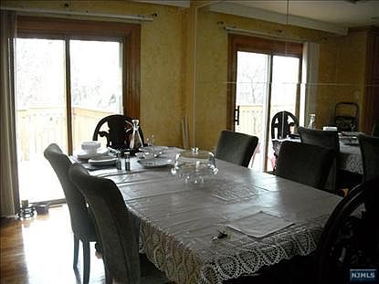 4th image of 305 Kastler Ct