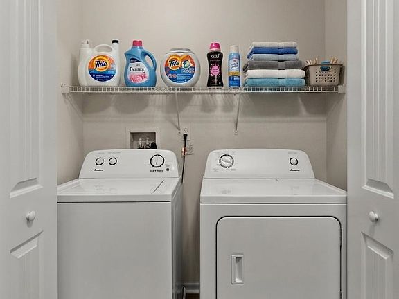 4th image of 218 Wheatstone Ln #346