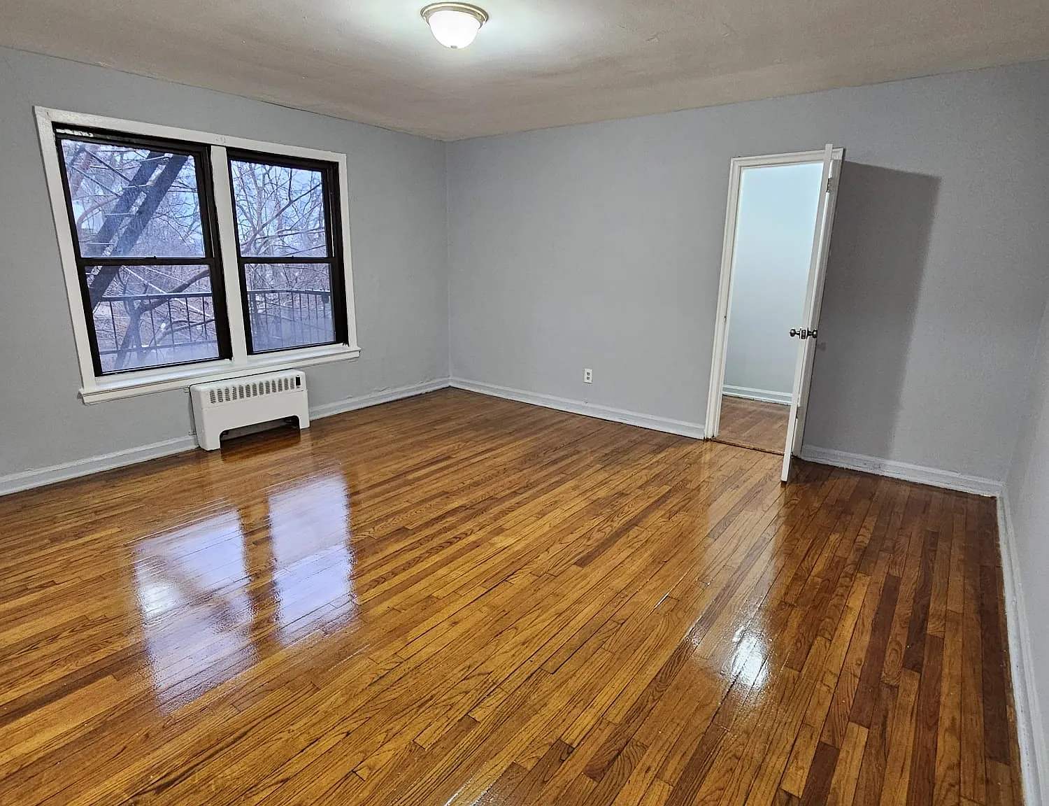 Studio, $1,250 — Photo 4