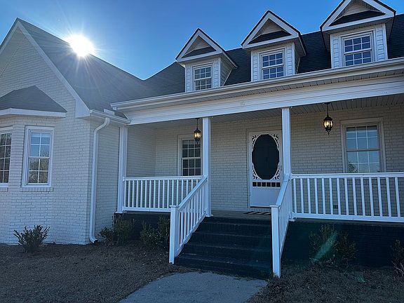 2nd image of 599 Little Creek Rd